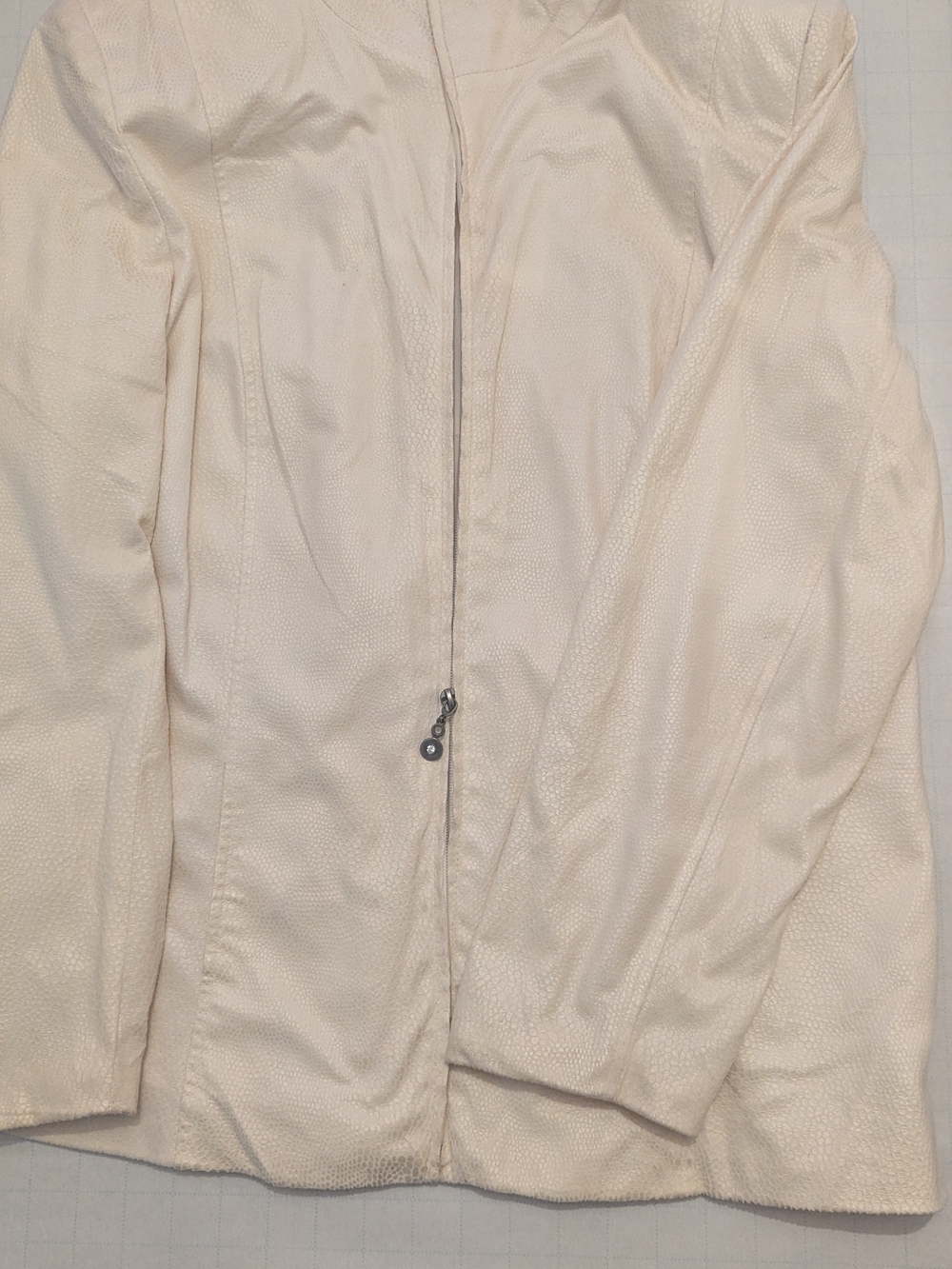 Investments Cream Textured Zip-Front Blazer